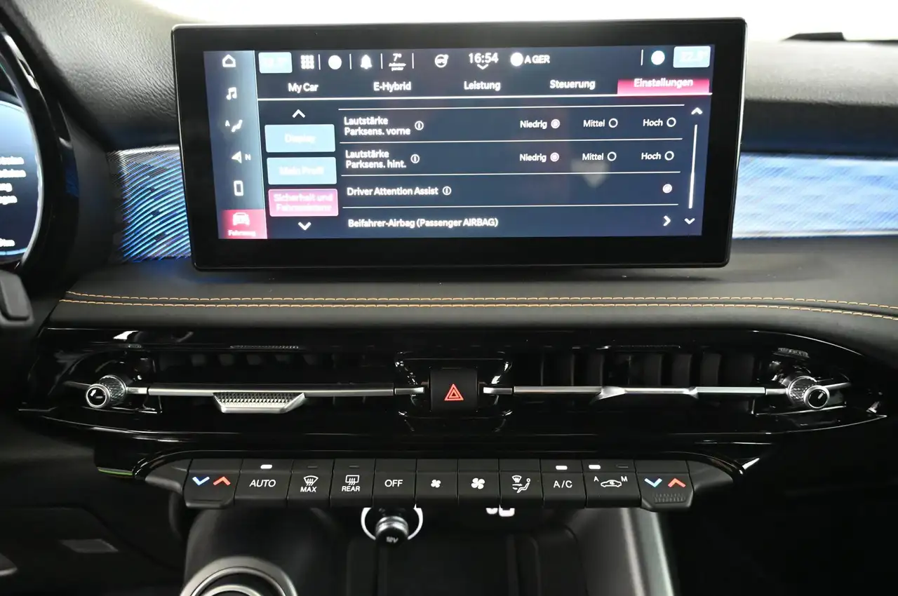 Alfa Romeo Tonale 1.3 PHEV 280 Q4 Ti LED/NAVI/ACC/KAMERA/18 — Vehicle gallery 18