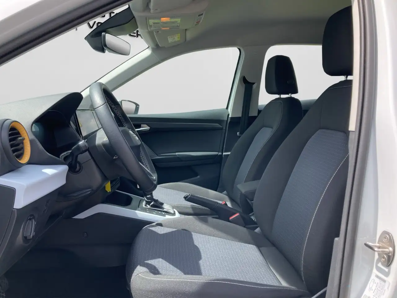 SEAT Arona Style Edition Navi SHZ Climatronic CarPlay — Galería del vehículo 11