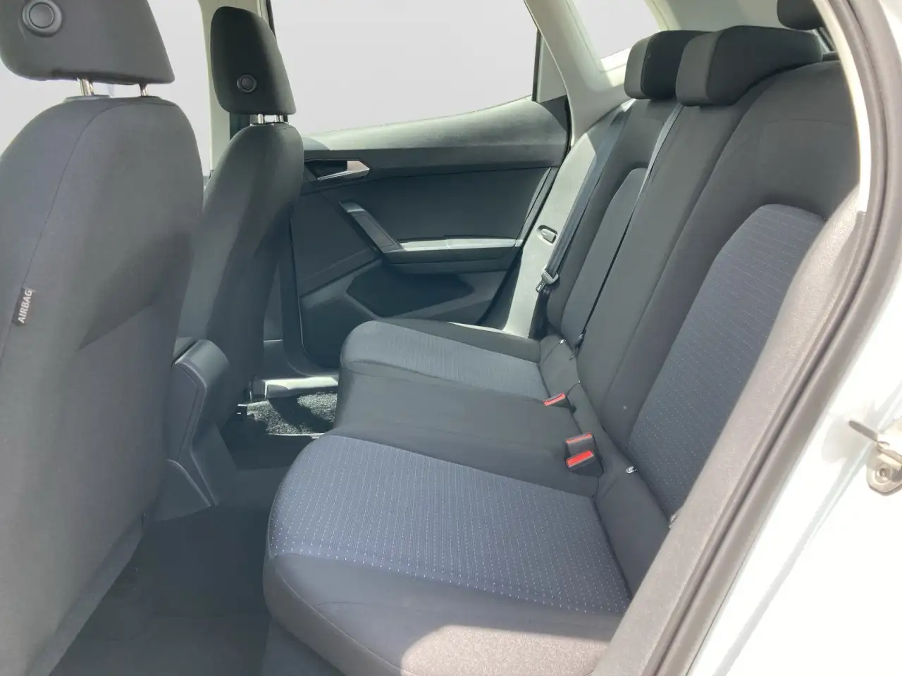SEAT Arona Style Edition Navi SHZ Climatronic CarPlay — Galería del vehículo 14