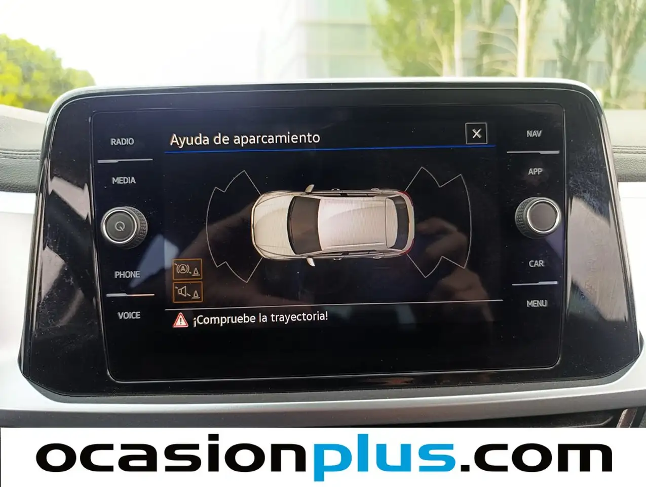 Volkswagen T-Roc 1.0 TSI Life 85kW — معرض صور السيارة 9