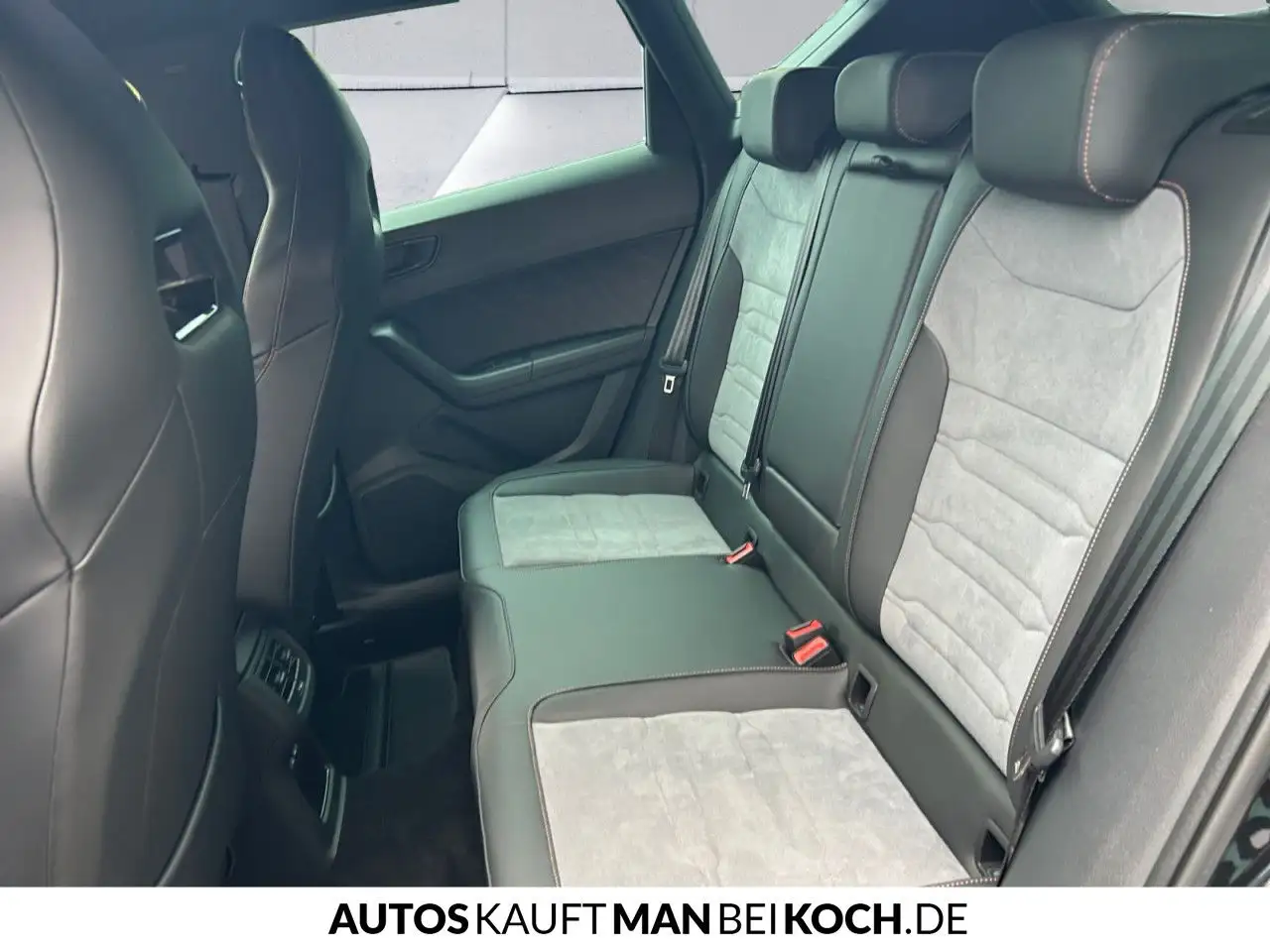 CUPRA Ateca VZ Tribe Edition 2.0 TSI DSG 4Drive LED NAVI — معرض صور السيارة 8