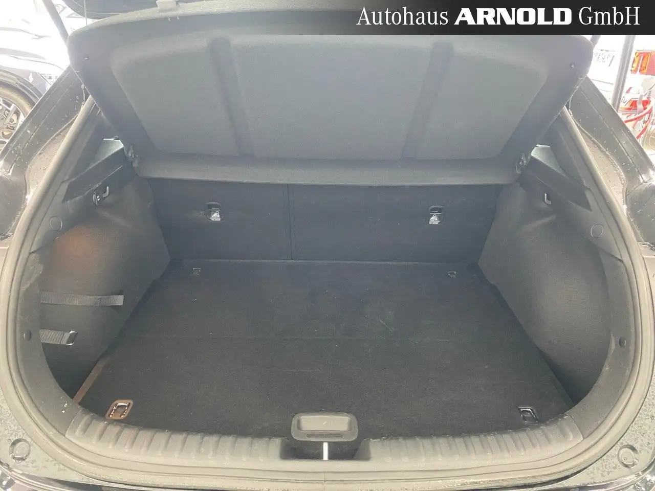 Kia XCeed XCeed 1.5 T-GDI VISION Abstandstemp. Lenkradhzg. — Galería del vehículo 14