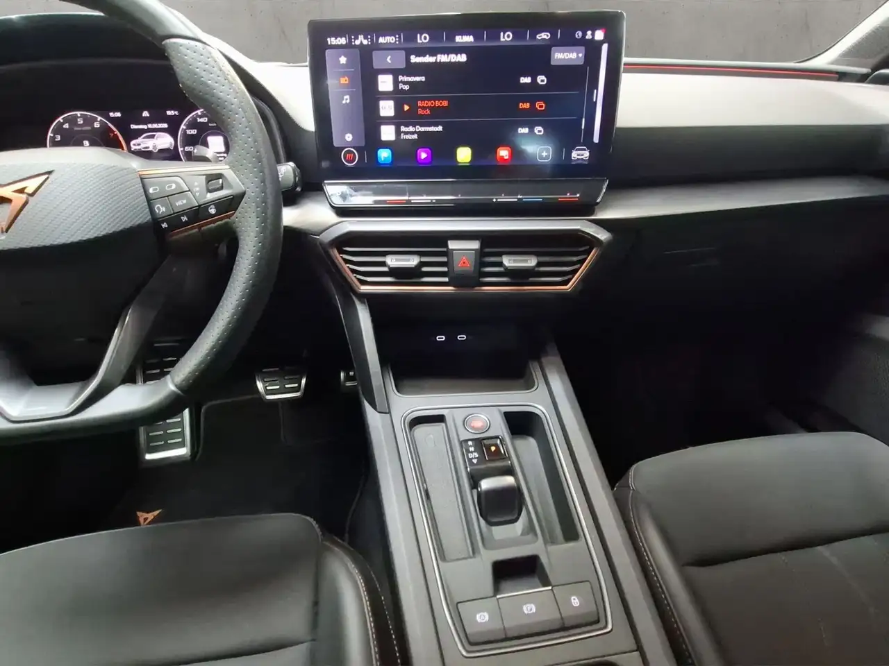 CUPRA Leon Sportstourer VZ 2.0 TSI elekt. Heckklappe E — معرض صور السيارة 15