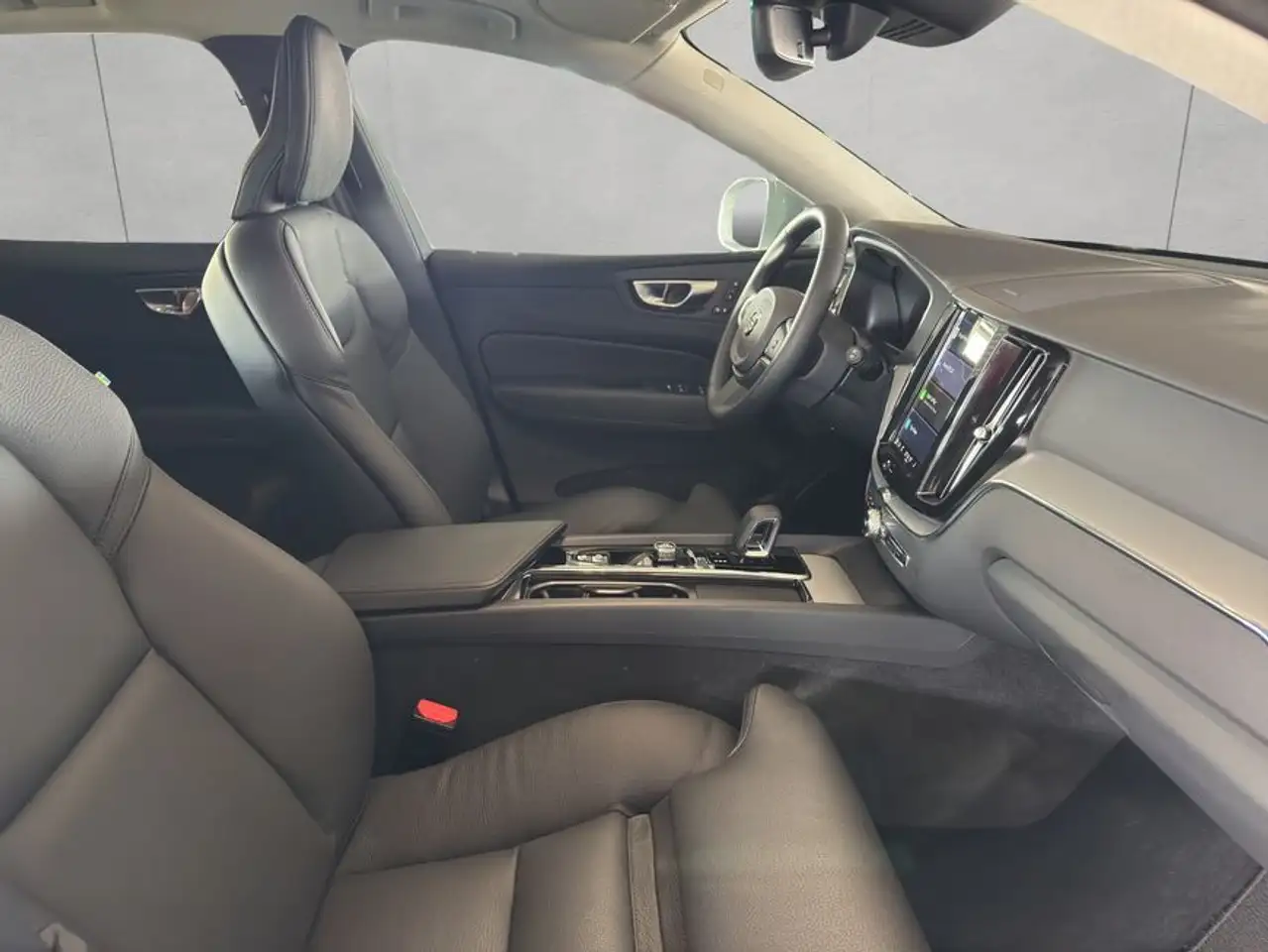 Volvo XC60 XC60 B5 B AWD Core — Galería del vehículo 14