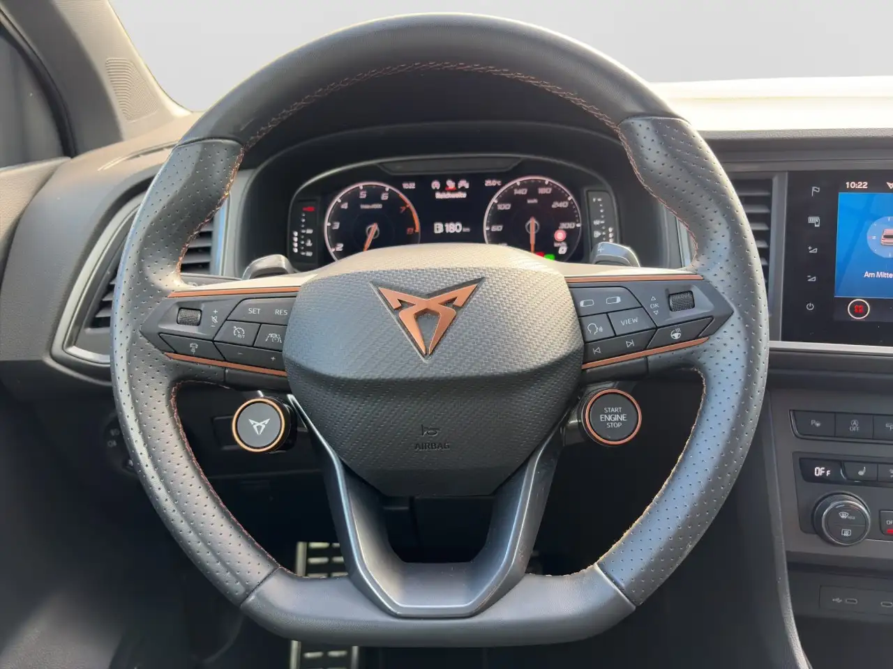 CUPRA Ateca TSI DSG VZ 4Drive 5JGar AHK Beats TopView — Galerie du véhicule 13