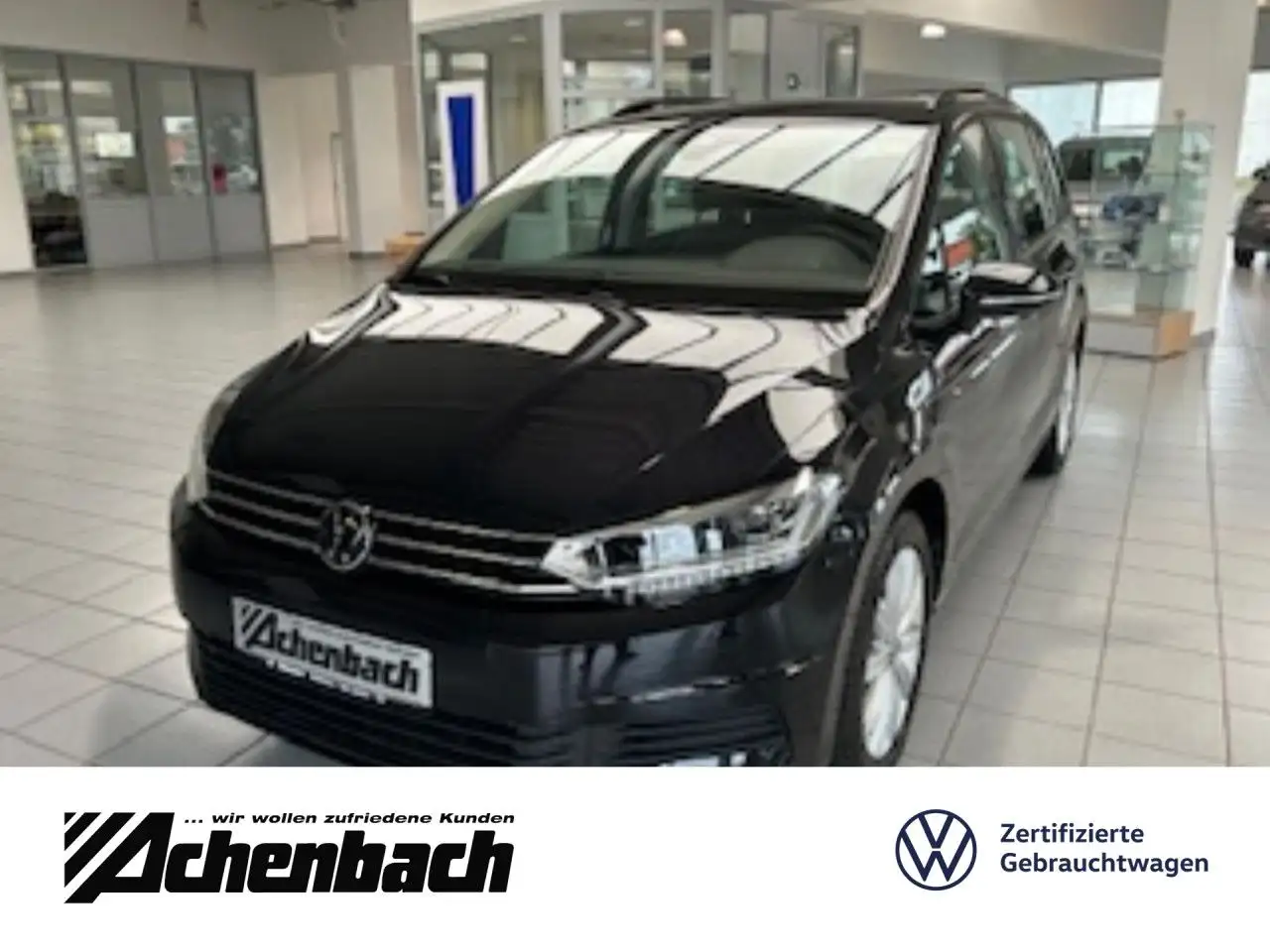 Volkswagen Touran Comfortline 1.5 TSI LED, Sitzheizung, Navi — Steffenberg
