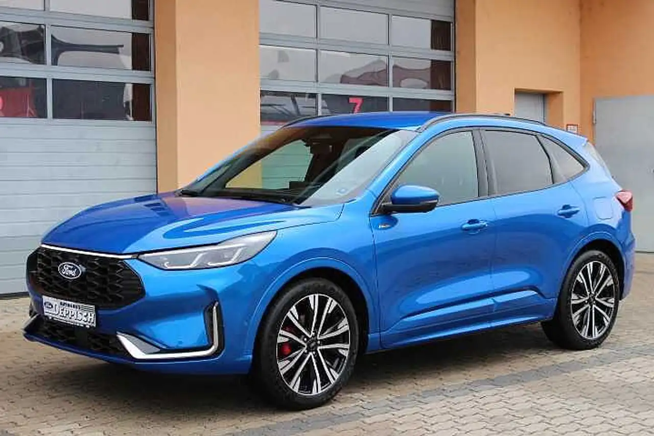 Ford Kuga 1.5 EcoBoost ST-LINE X 20' Alufelgen — Werneck