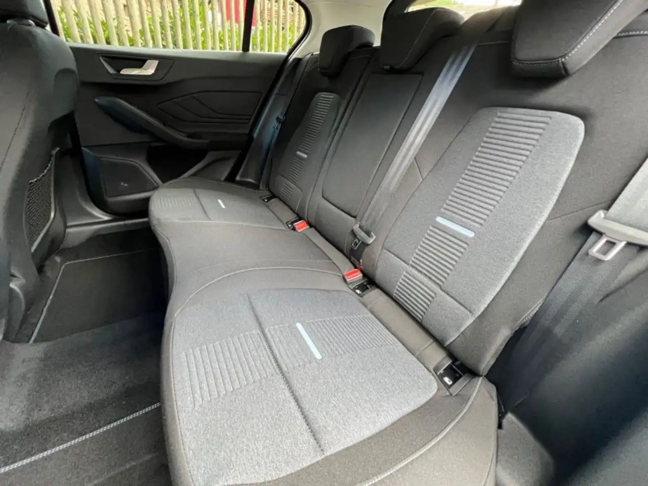 Ford Focus Lim. Active X*FACELIFT*SYNC 4*KAMERA — معرض صور السيارة 16