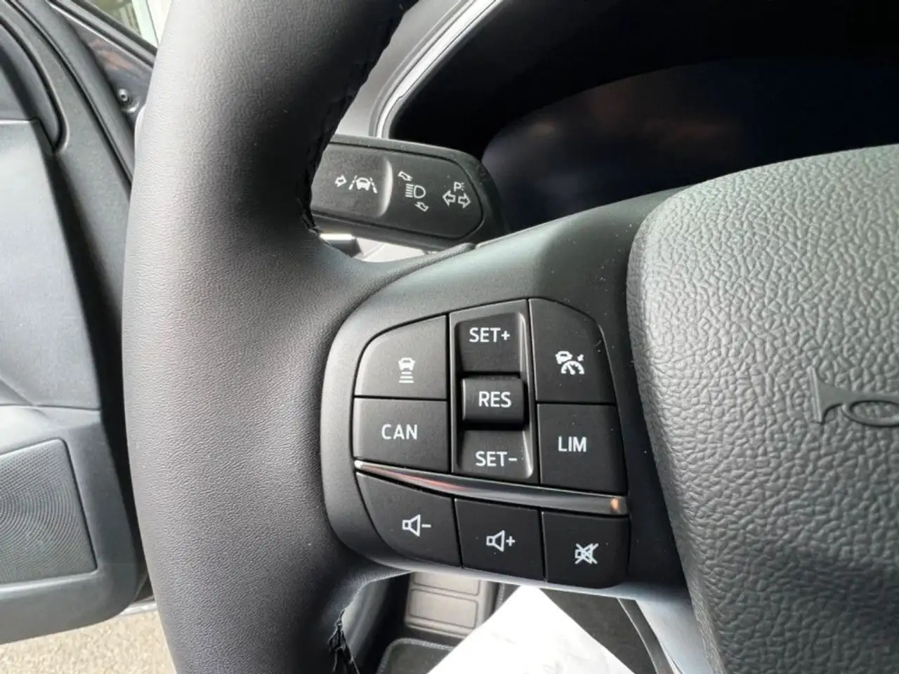 Ford Focus Lim. Active X*FACELIFT*SYNC 4*KAMERA — معرض صور السيارة 9