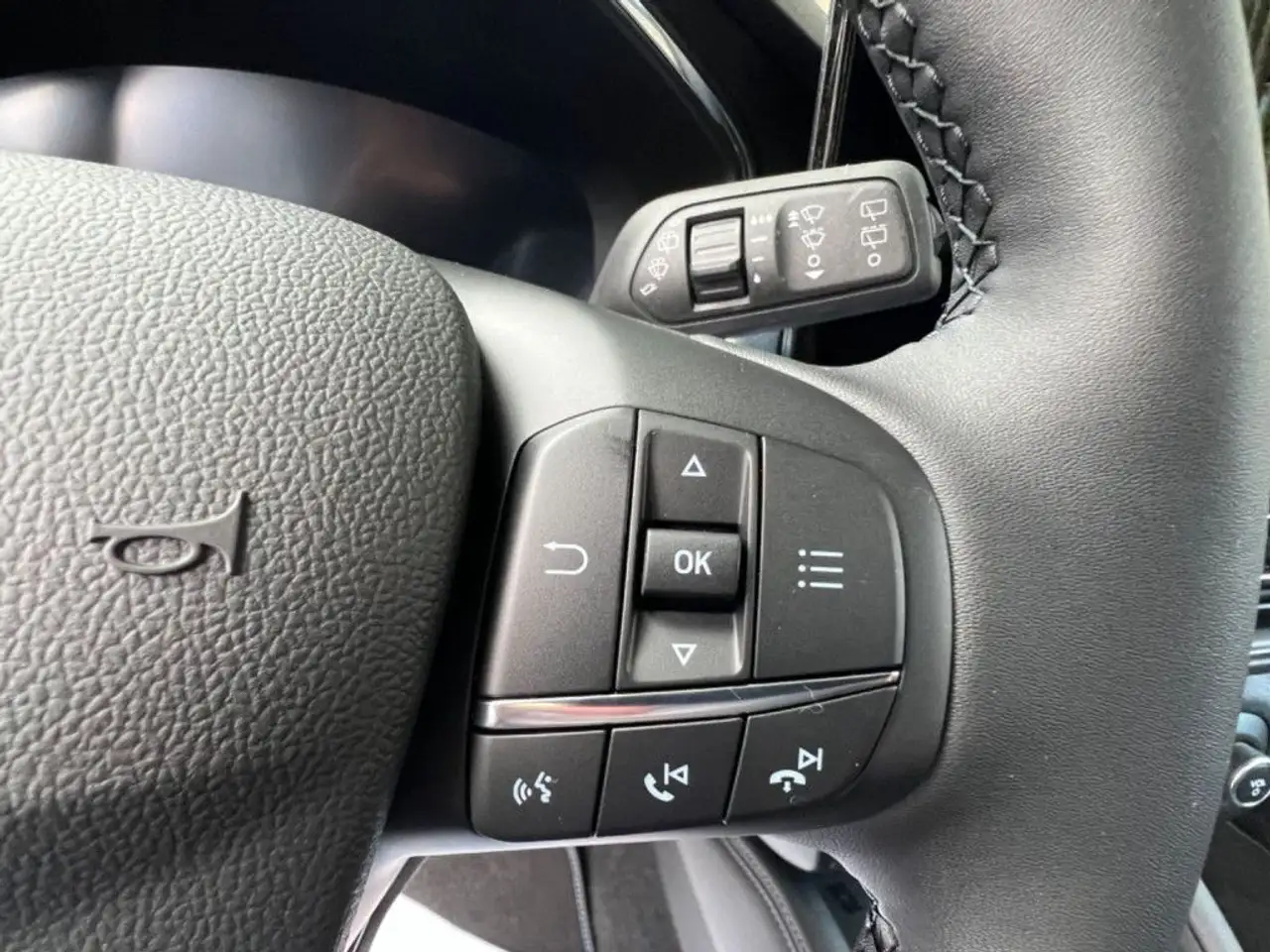 Ford Focus Lim. Active X*FACELIFT*SYNC 4*KAMERA — معرض صور السيارة 10