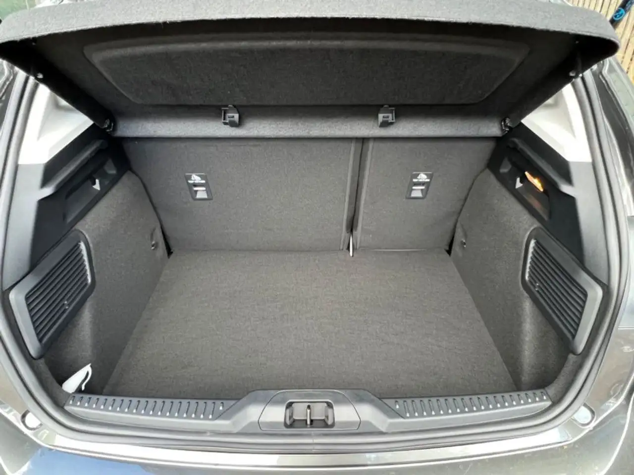 Ford Focus Lim. Active X*FACELIFT*SYNC 4*KAMERA — معرض صور السيارة 17