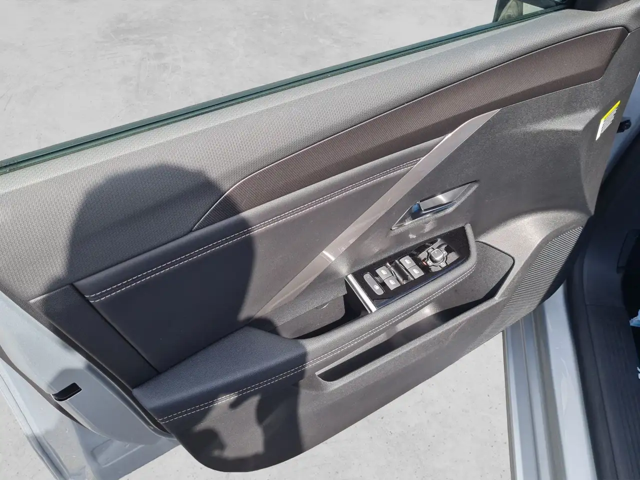 Opel Astra L ST*Navi*AHK*SHZ*LHZ*360 Grad Kamera*PDC — معرض صور السيارة 15