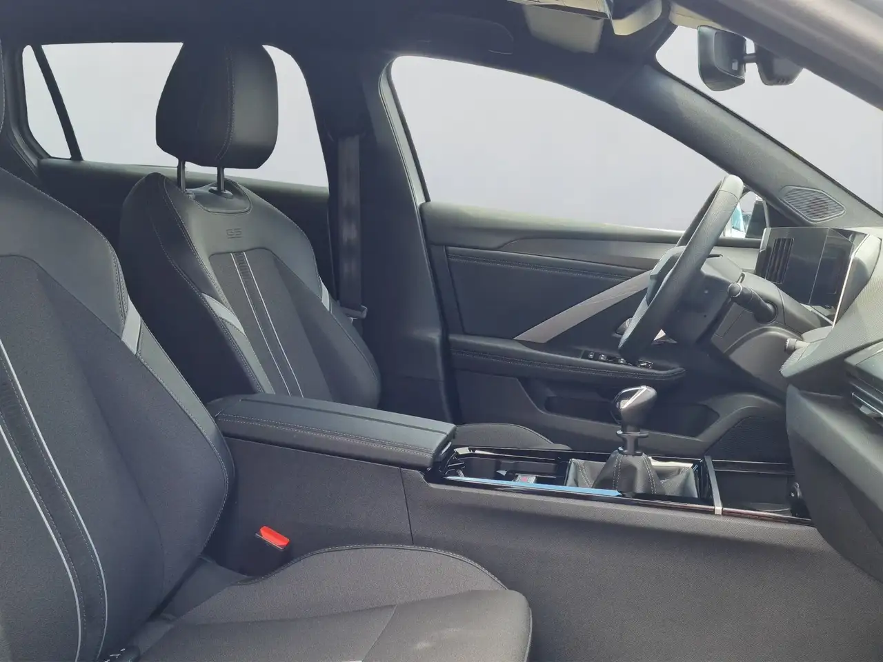 Opel Astra L ST*Navi*AHK*SHZ*LHZ*360 Grad Kamera*PDC — معرض صور السيارة 9