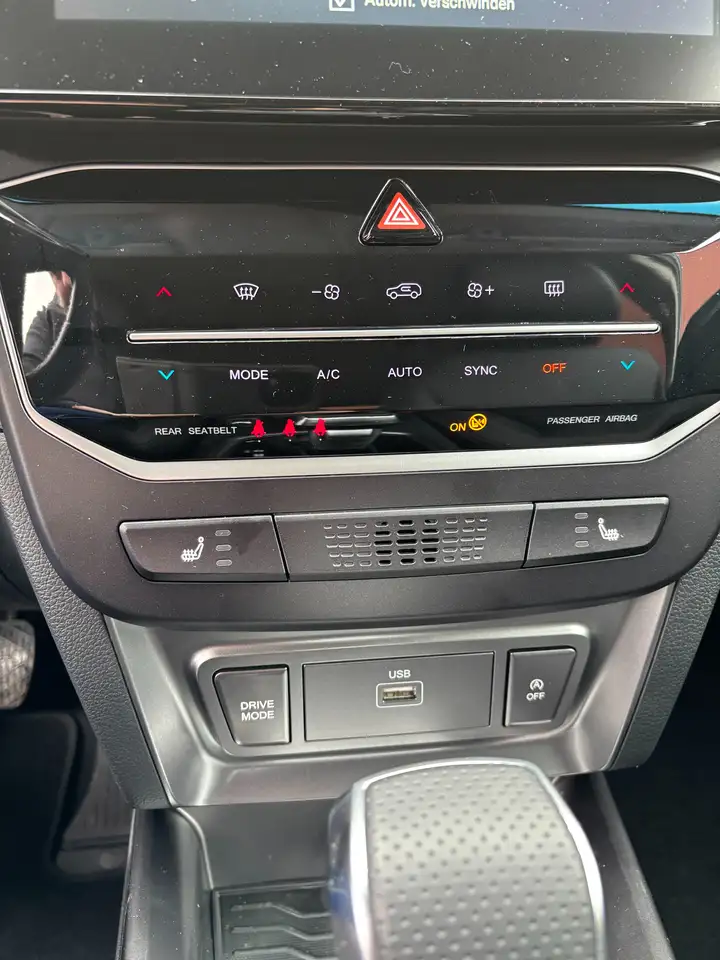 SsangYong Tivoli 1.5 T-GDi 2WD Aut. Blackline LM-Felgen Klima — Galerie du véhicule 14