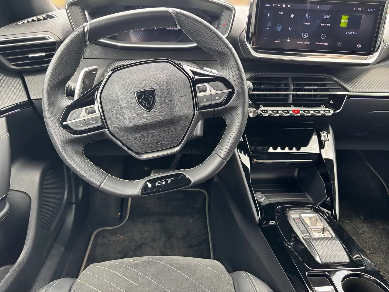 Peugeot 2008 1.2 PureTech 130 GT KeyLess LED Navi PDC — Galería del vehículo 9