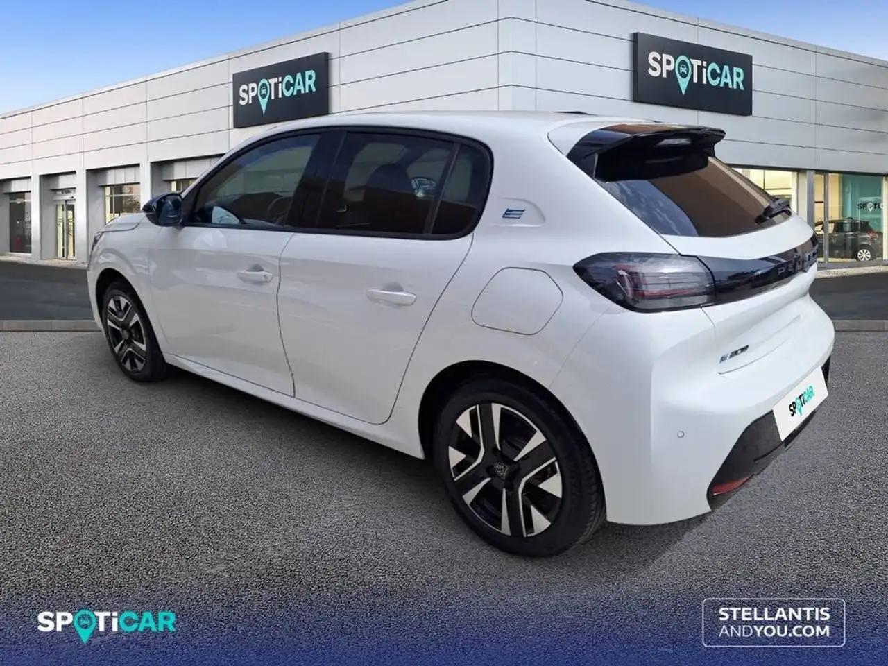 Peugeot 208 Style Eléctrico 136 — معرض صور السيارة 5
