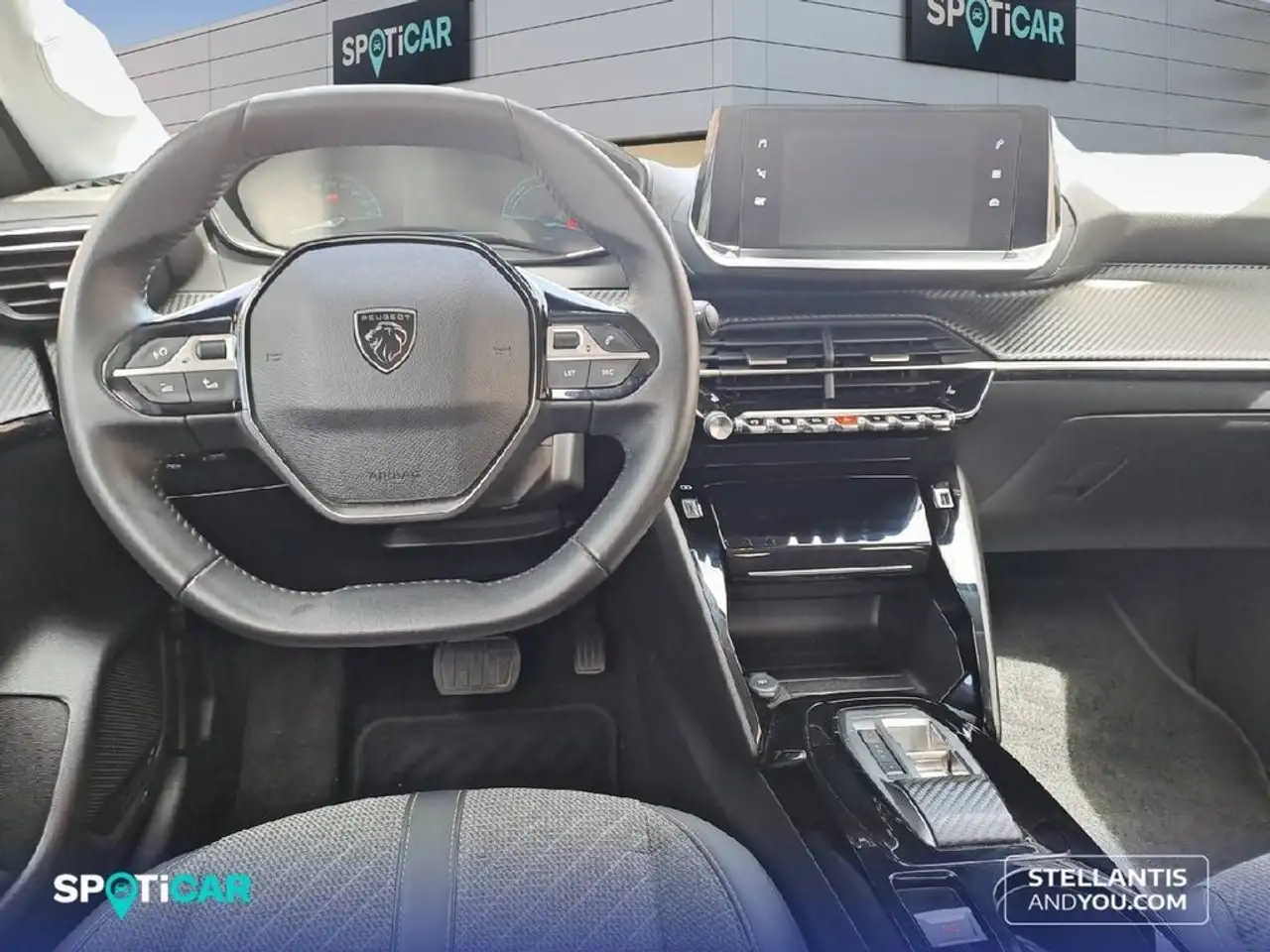 Peugeot 208 Style Eléctrico 136 — معرض صور السيارة 8