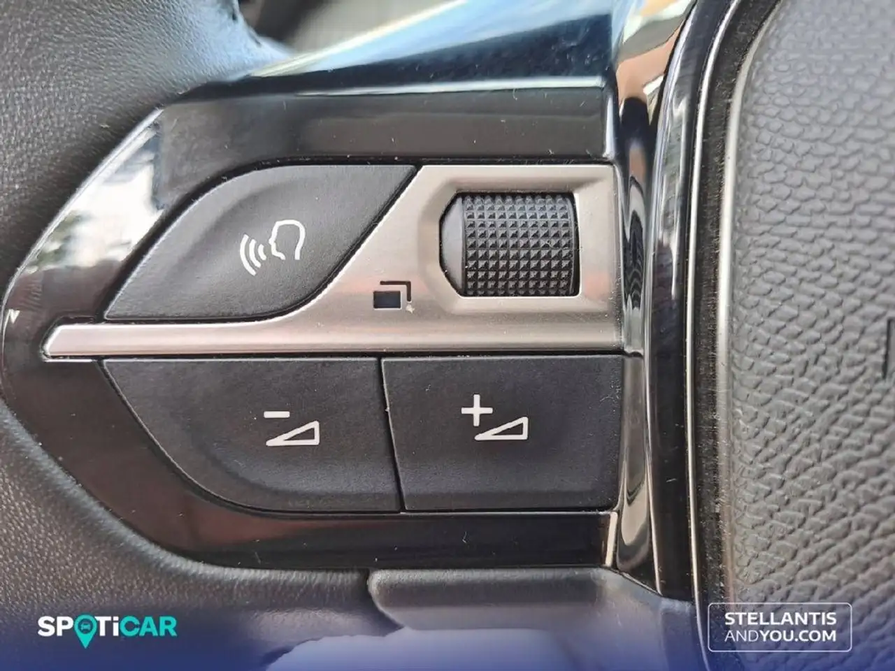 Peugeot 208 Style Eléctrico 136 — معرض صور السيارة 15