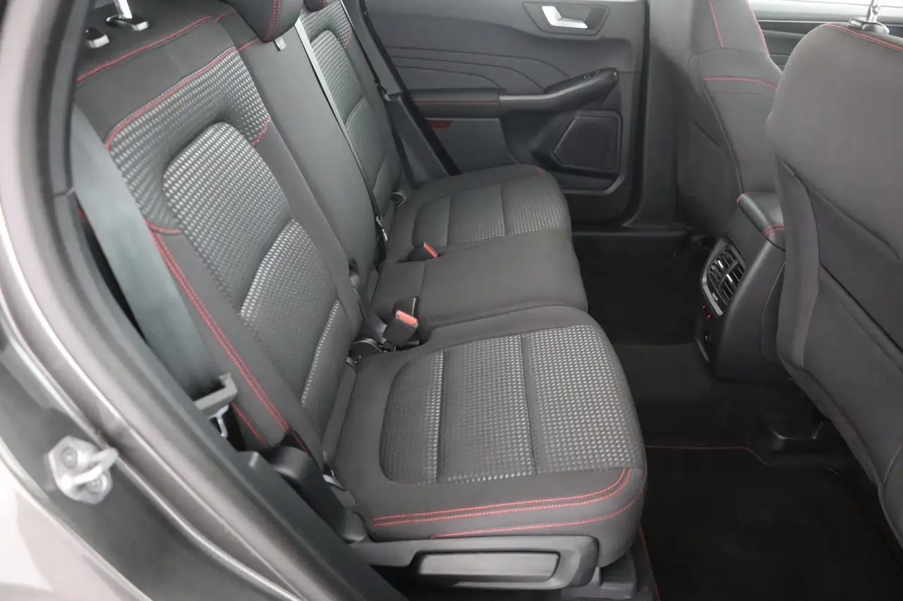 Ford Kuga 1.5 EcoBoost ST-Line AHK Kamera Head-Up ACC — Galería del vehículo 25
