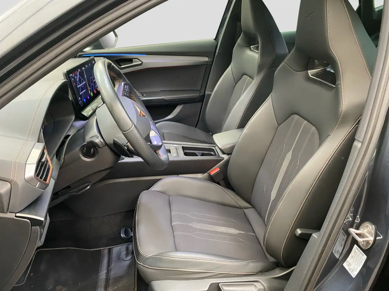 CUPRA Formentor 2.0 TSI DSG VZ Navi ACC Kamera Klima — معرض صور السيارة 12