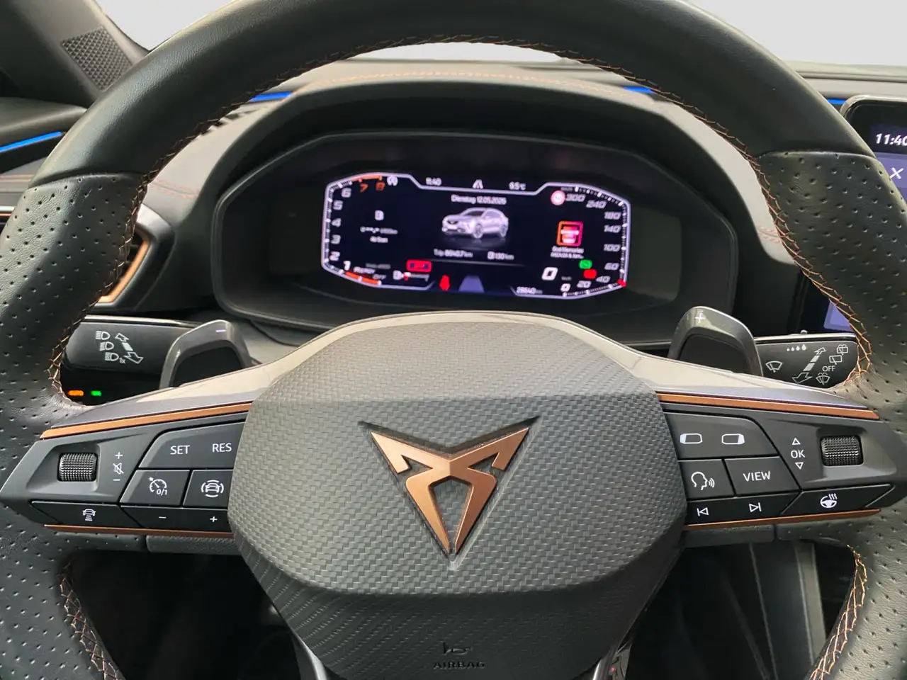 CUPRA Formentor 2.0 TSI DSG VZ Navi ACC Kamera Klima — معرض صور السيارة 10