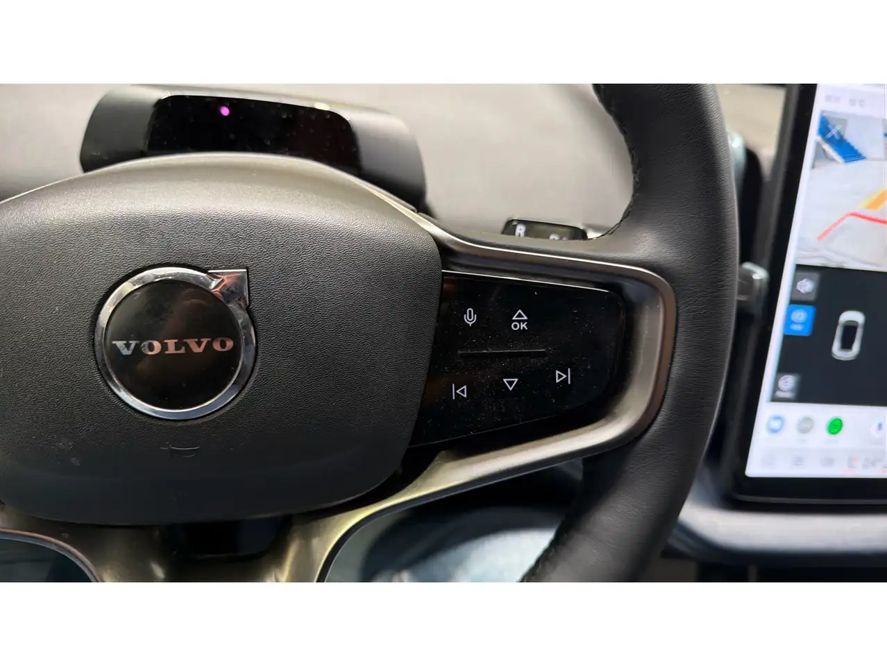 Volvo EX30 Single Extended Range Ultra RWD — Galerie du véhicule 21