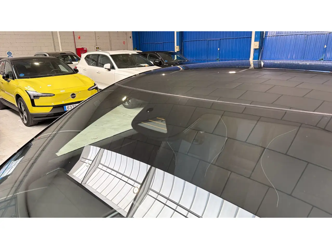 Volvo EX30 Single Extended Range Ultra RWD — Galerie du véhicule 36