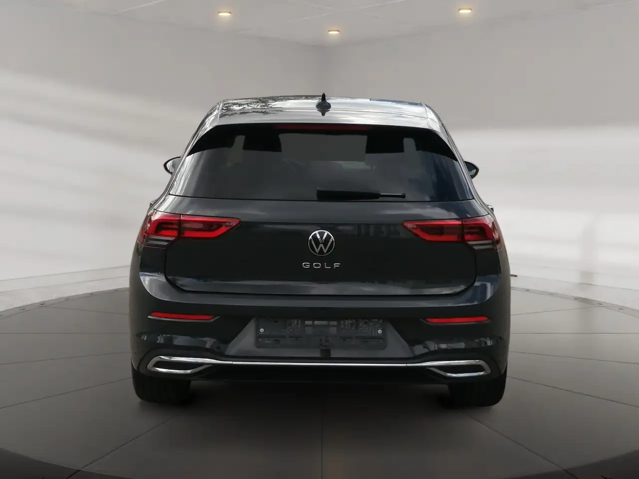 Volkswagen Golf VIII 1.5TSI MOVE KAMERA LANE 17Zoll Kam. — معرض صور السيارة 6