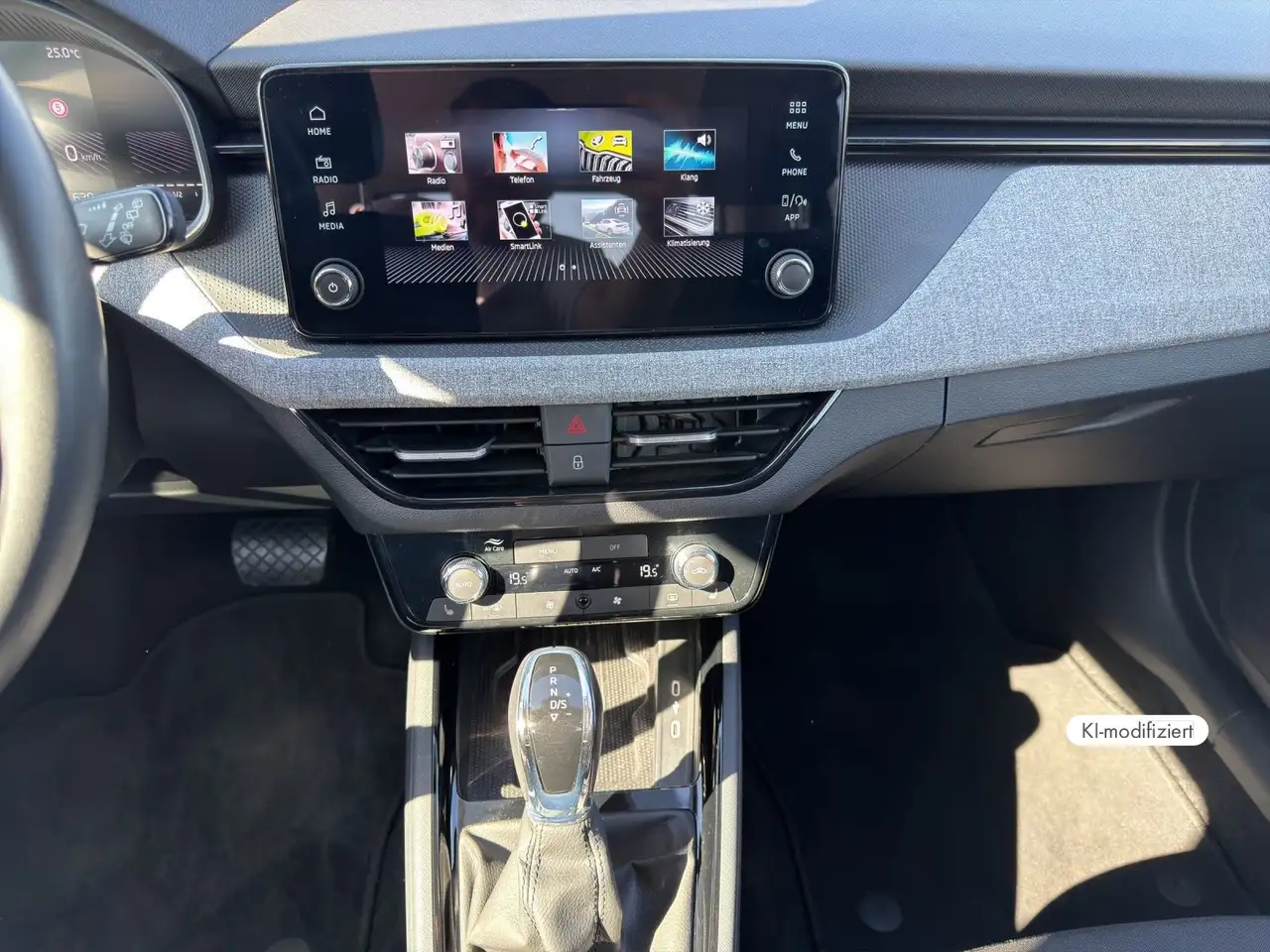 Skoda Kamiq 1.0 TSI DSG Selection LED+PDC+App+Climatr+ — Galerie du véhicule 10