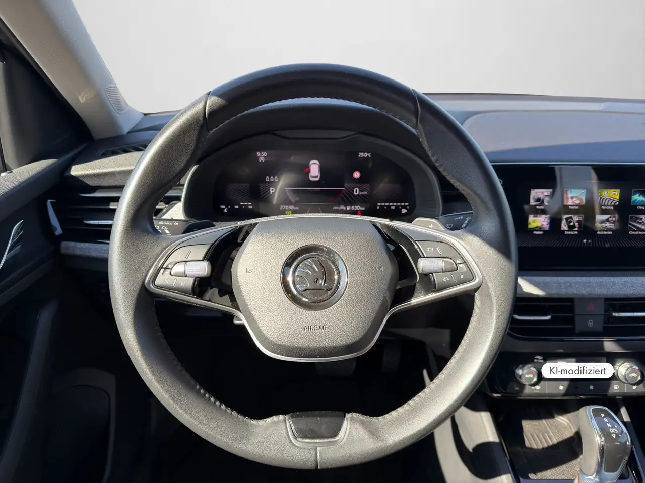 Skoda Kamiq 1.0 TSI DSG Selection LED+PDC+App+Climatr+ — Galerie du véhicule 9