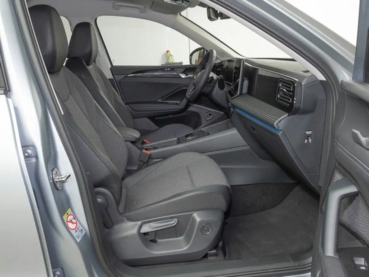 Volkswagen Tiguan 1.5 eTSI DSG Life AHK LED ACC NAVI KLIMA — Galerie du véhicule 7