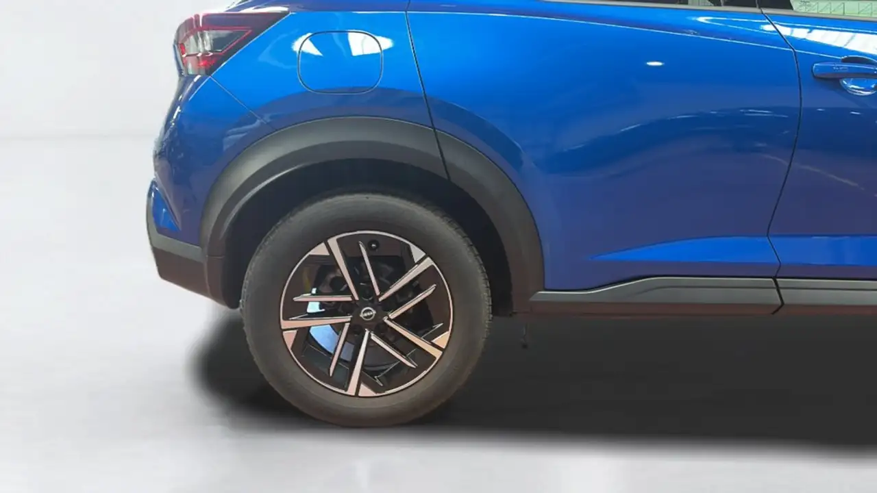 Nissan Juke 1.0 DIG-T N-Connecta 4x2 DCT 7 114 — معرض صور السيارة 12