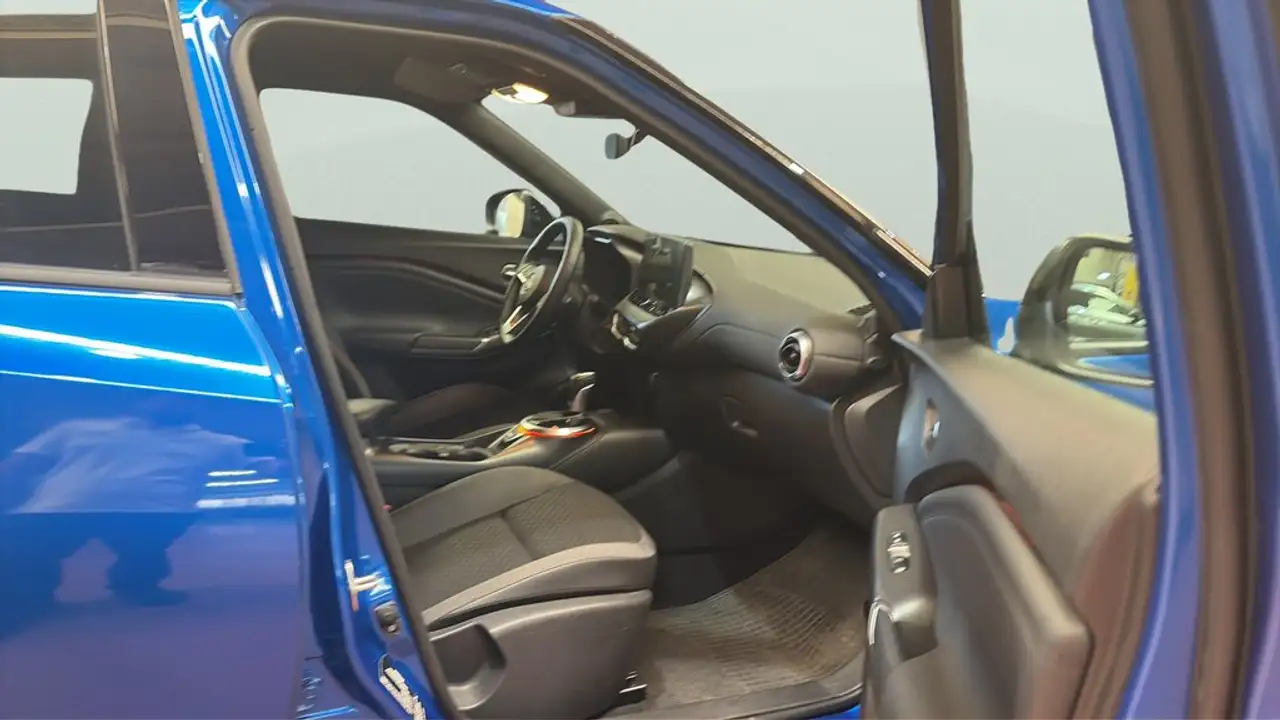 Nissan Juke 1.0 DIG-T N-Connecta 4x2 DCT 7 114 — معرض صور السيارة 13