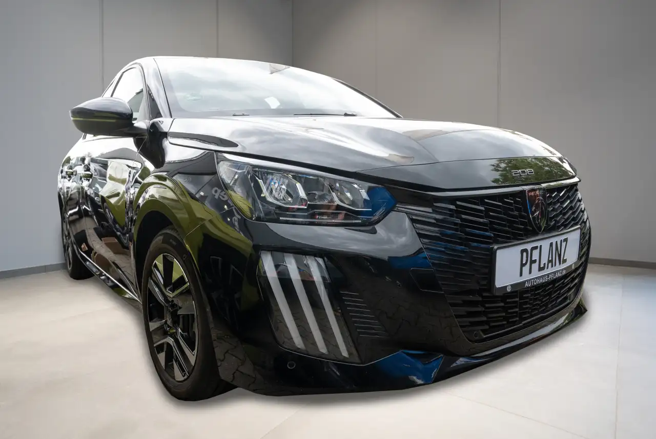 Peugeot 208 Allure 1.2 PureTech 100 *MIRRORSCREEN*SHZ*KOMFORT-PAKET* — Galería del vehículo 2