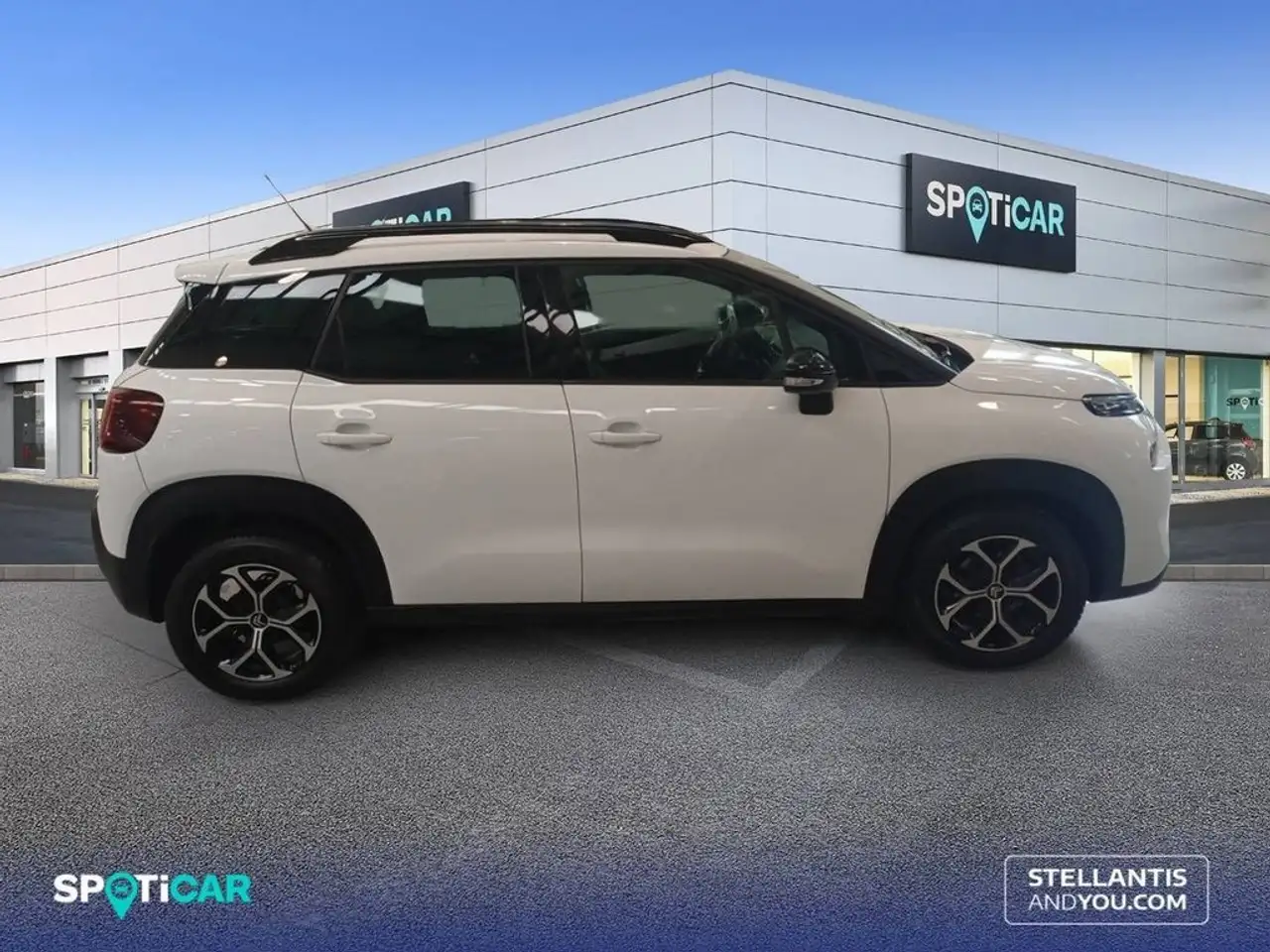 Citroen C3 Aircross BlueHDi 81kW (110CV) Plus — Vehicle gallery 4