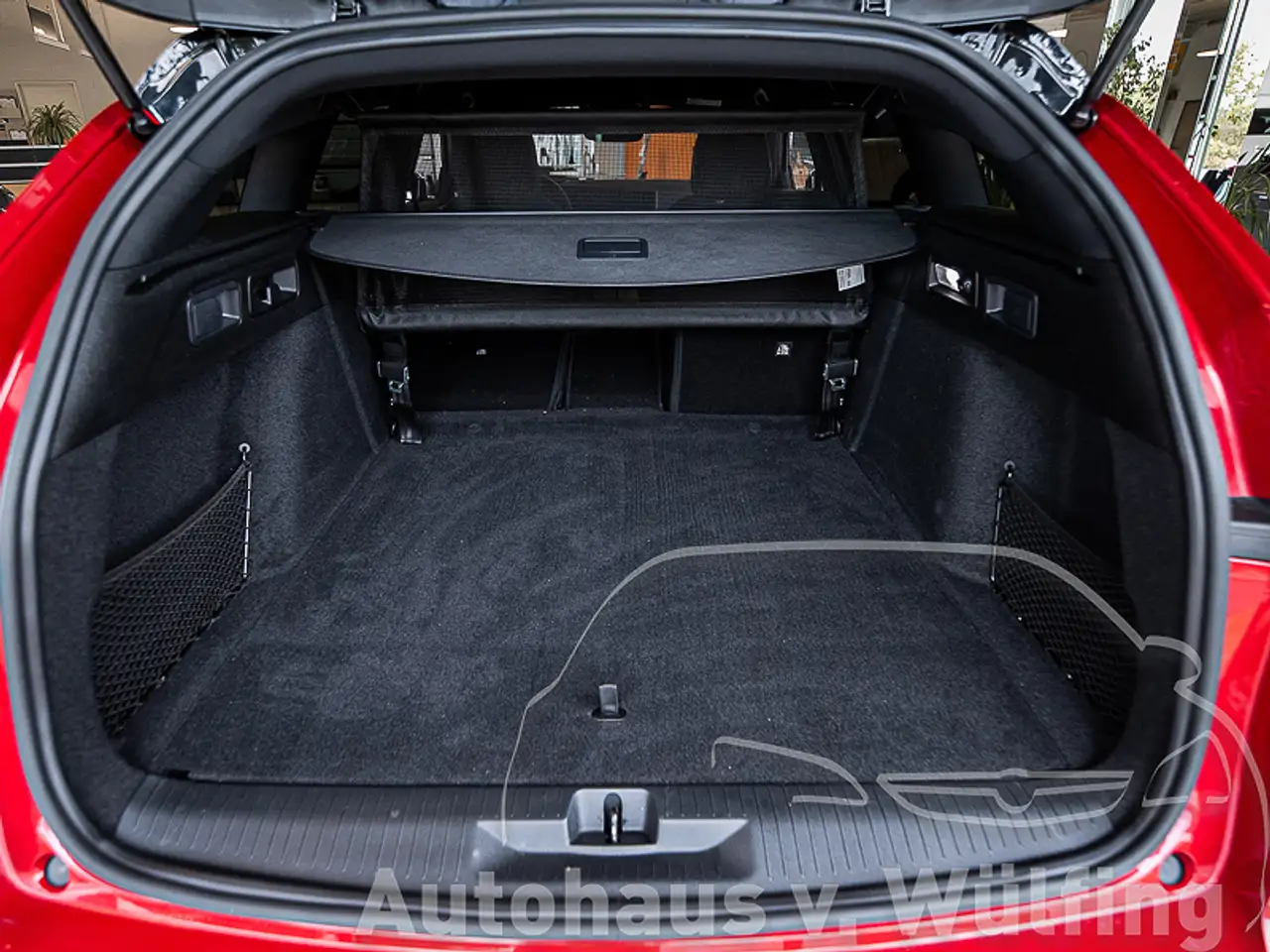 Opel Astra Sports Tourer GS Hybrid +TECH-PAKET+ALCANTARA+INFOTAINMENT-PAKET+ — معرض صور السيارة 26