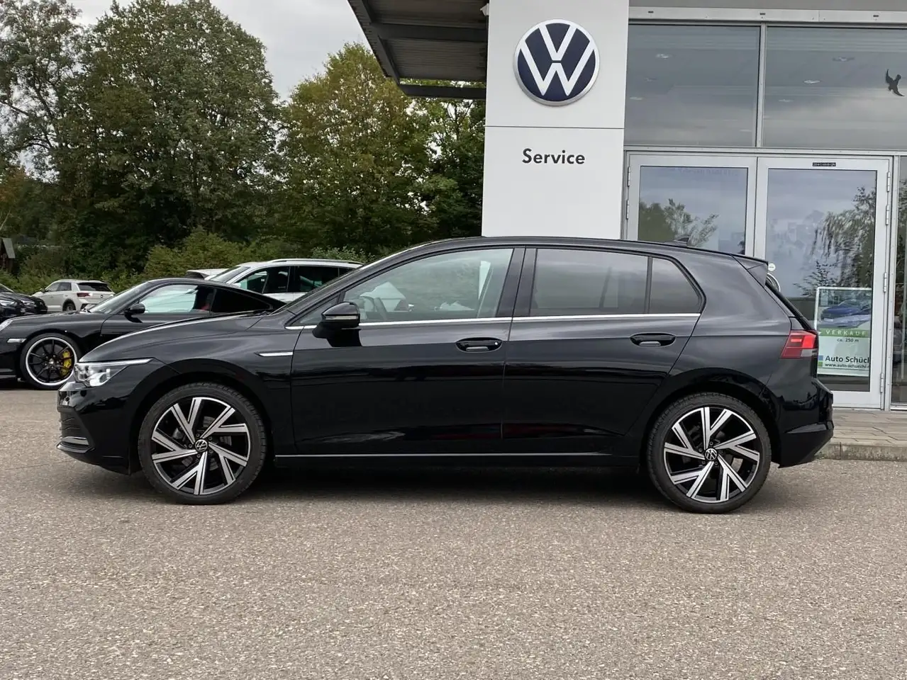 Volkswagen Golf 1.5 TSI Style APP-CONNECT+18"+ACTIVE-INFO+A — Galería del vehículo 2