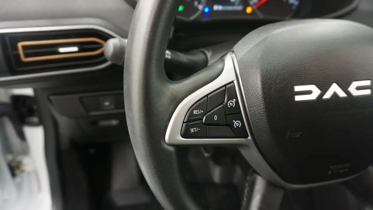 Dacia Jogger 1.0 ECO-G Extreme Go 74kW 7pl. — Vehicle gallery 12