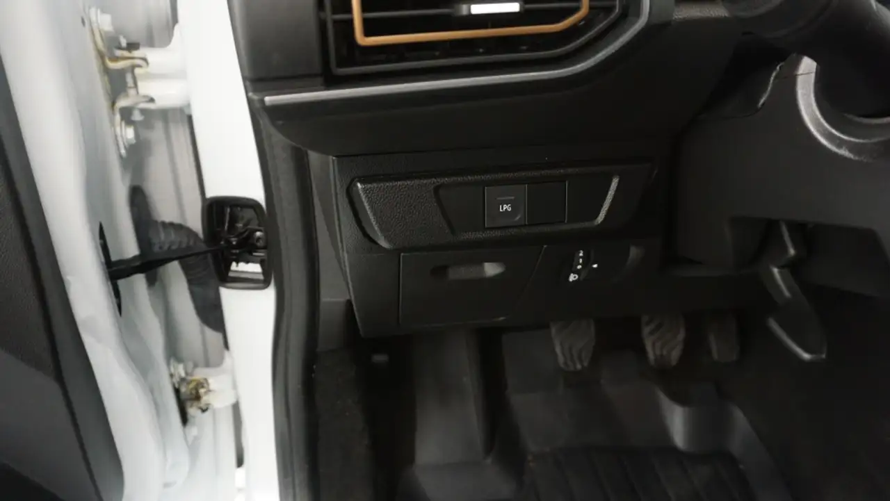 Dacia Jogger 1.0 ECO-G Extreme Go 74kW 7pl. — Vehicle gallery 11