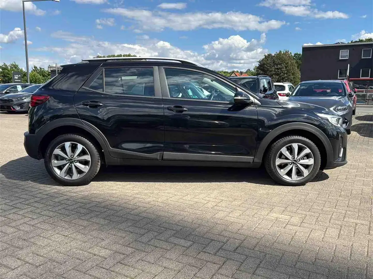 Kia Stonic Vision DCT7 Navi Android CarPlay M+S-Allw. — Vehicle gallery 26