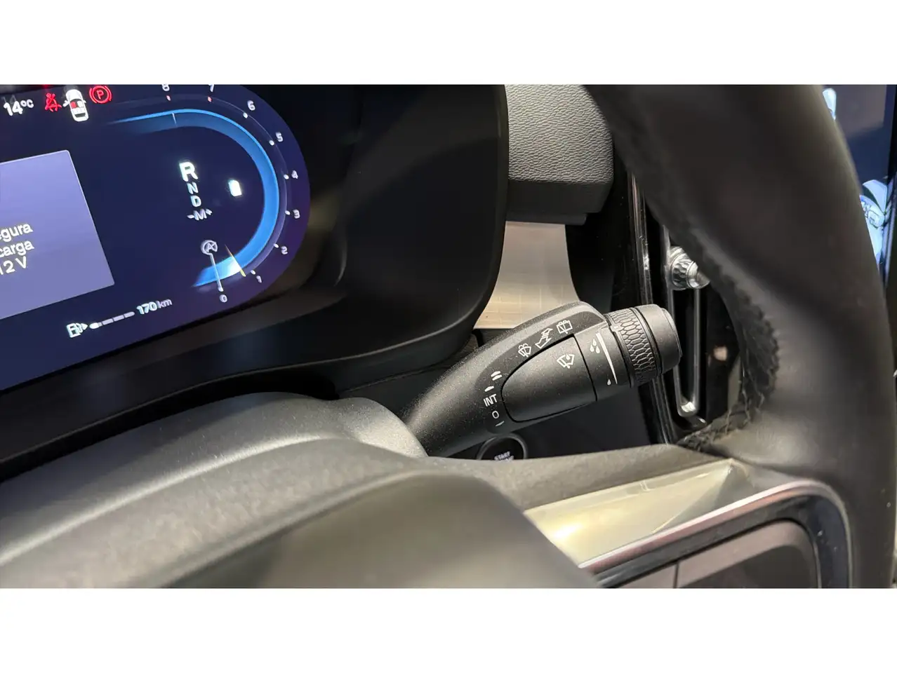 Volvo XC40 B3 Core Aut. — Galerie du véhicule 20