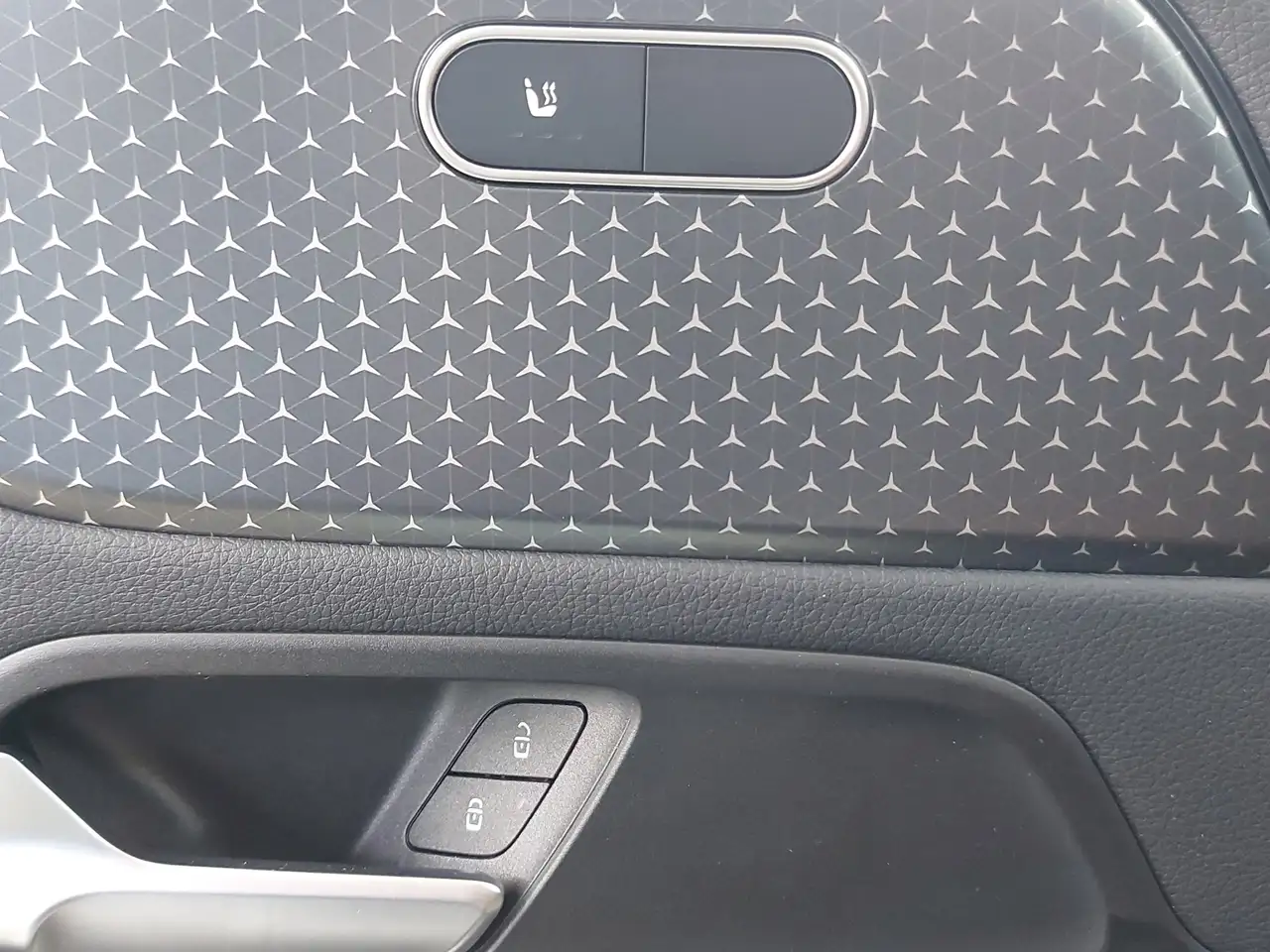 Mercedes-Benz B 180 Progressive (EURO 6e) — Galería del vehículo 21