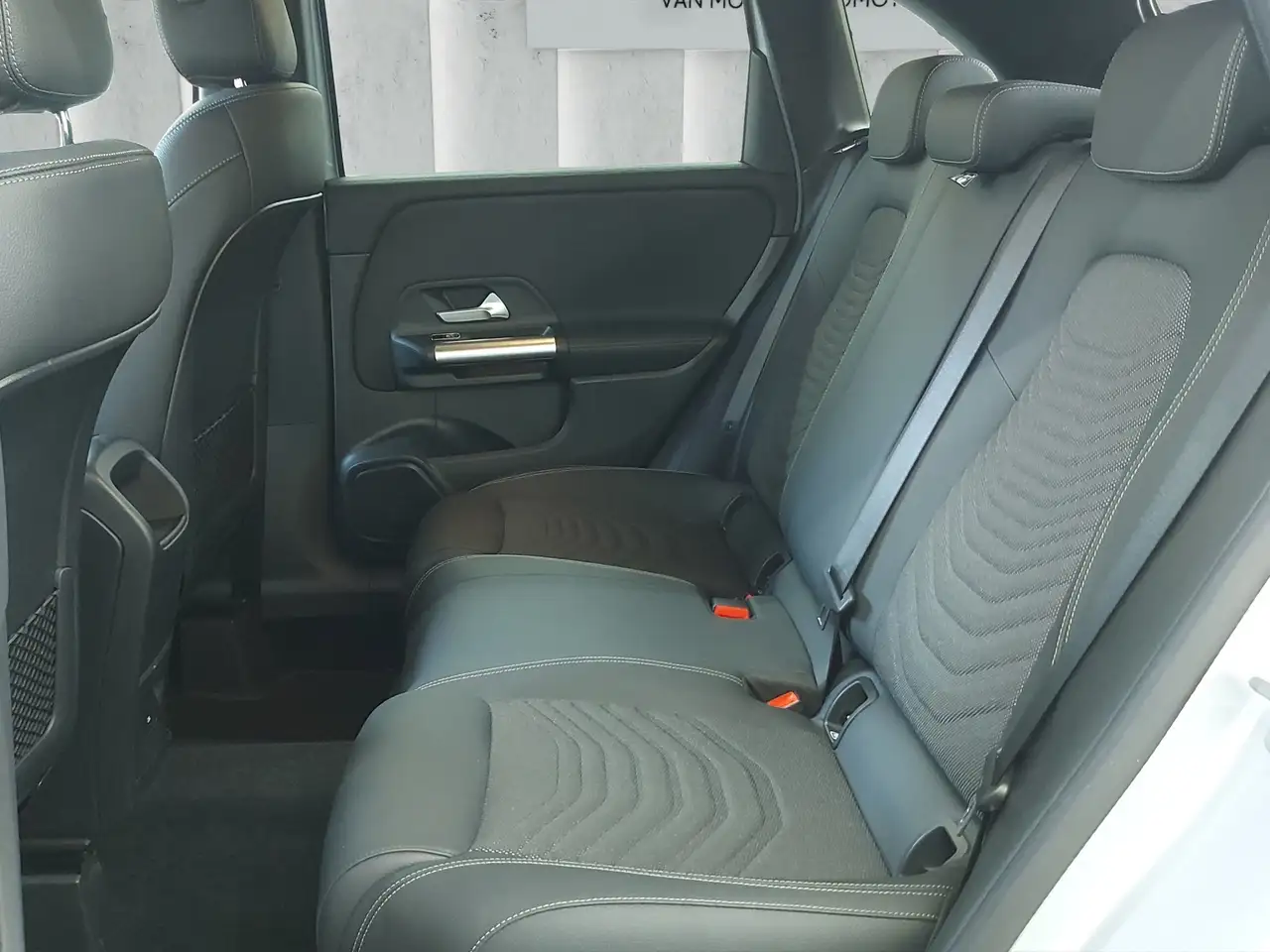 Mercedes-Benz B 180 Progressive (EURO 6e) — Galería del vehículo 11
