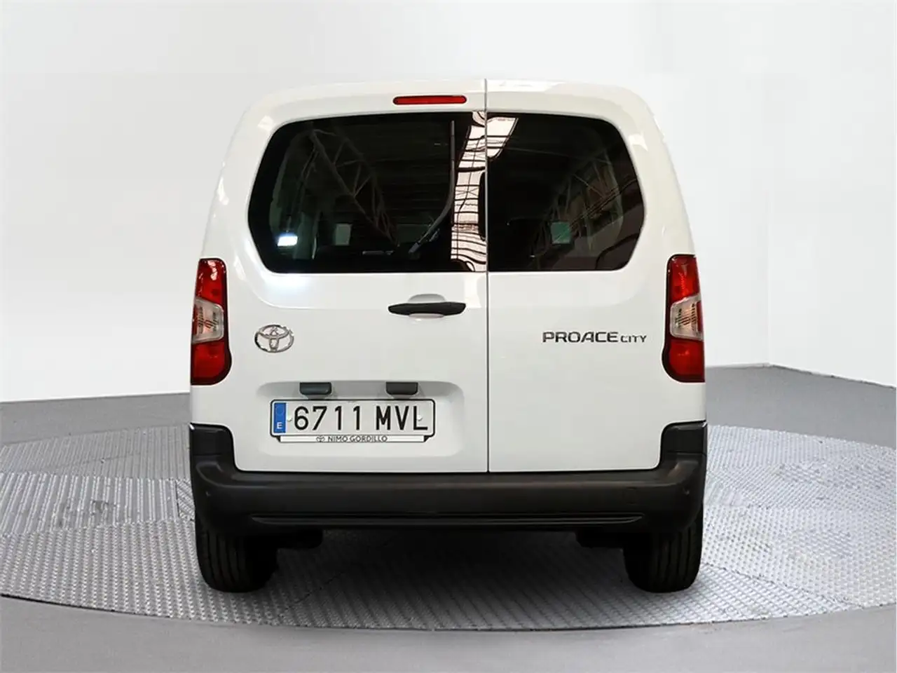 Toyota Proace City Combi L1 1.5D 75kW (100CV) GX 5p — Vehicle gallery 4