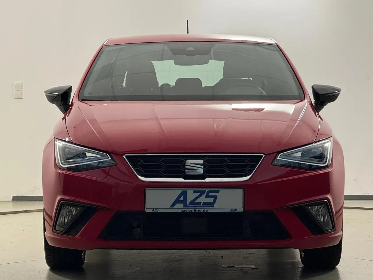 SEAT Ibiza TSI Virtual LED Navi Kamera ACC SFW — Vehicle gallery 3