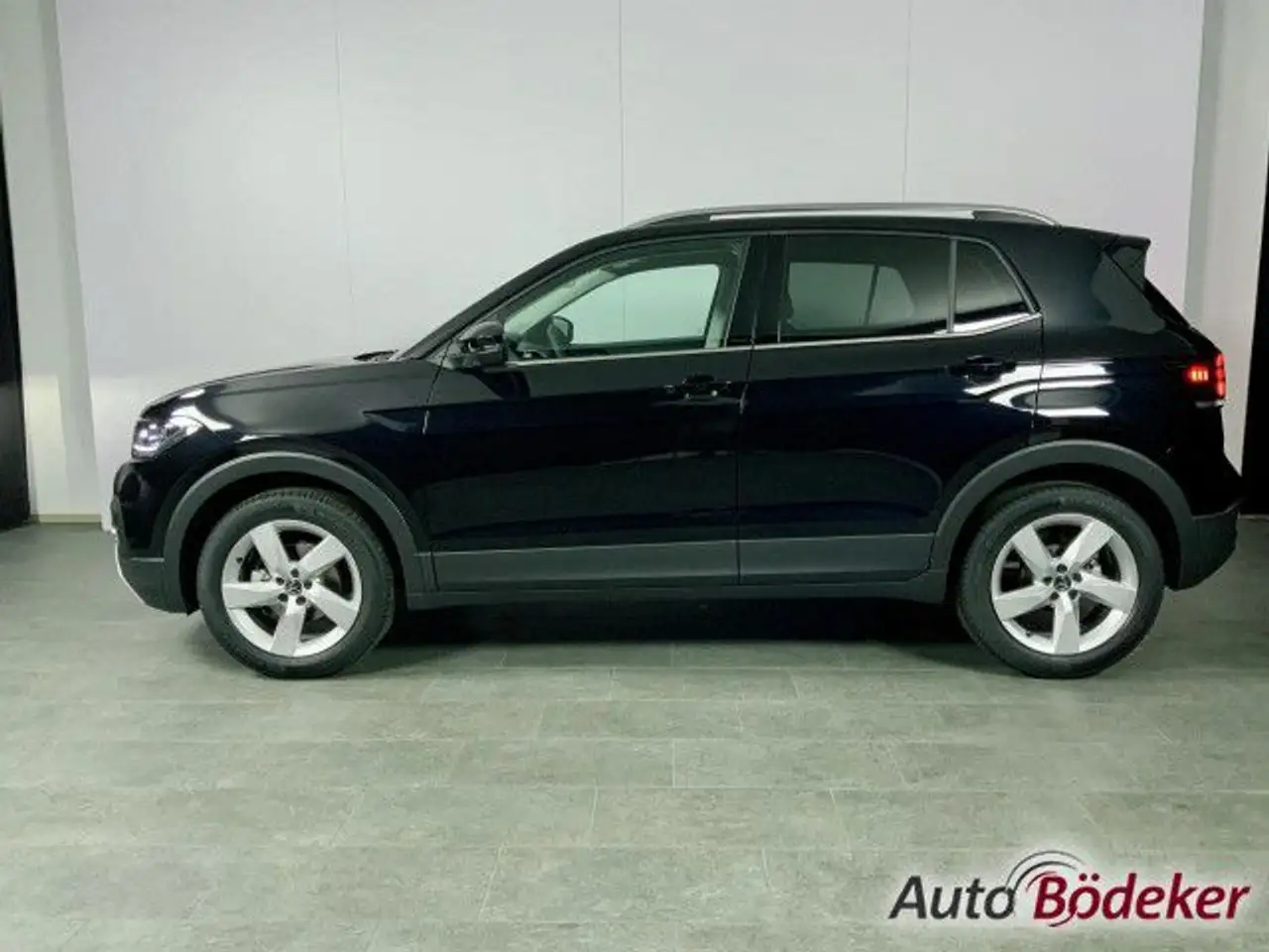 Volkswagen T-Cross Style 1.0 l TSI DSG Bluetooth Navi LED — Galería del vehículo 3