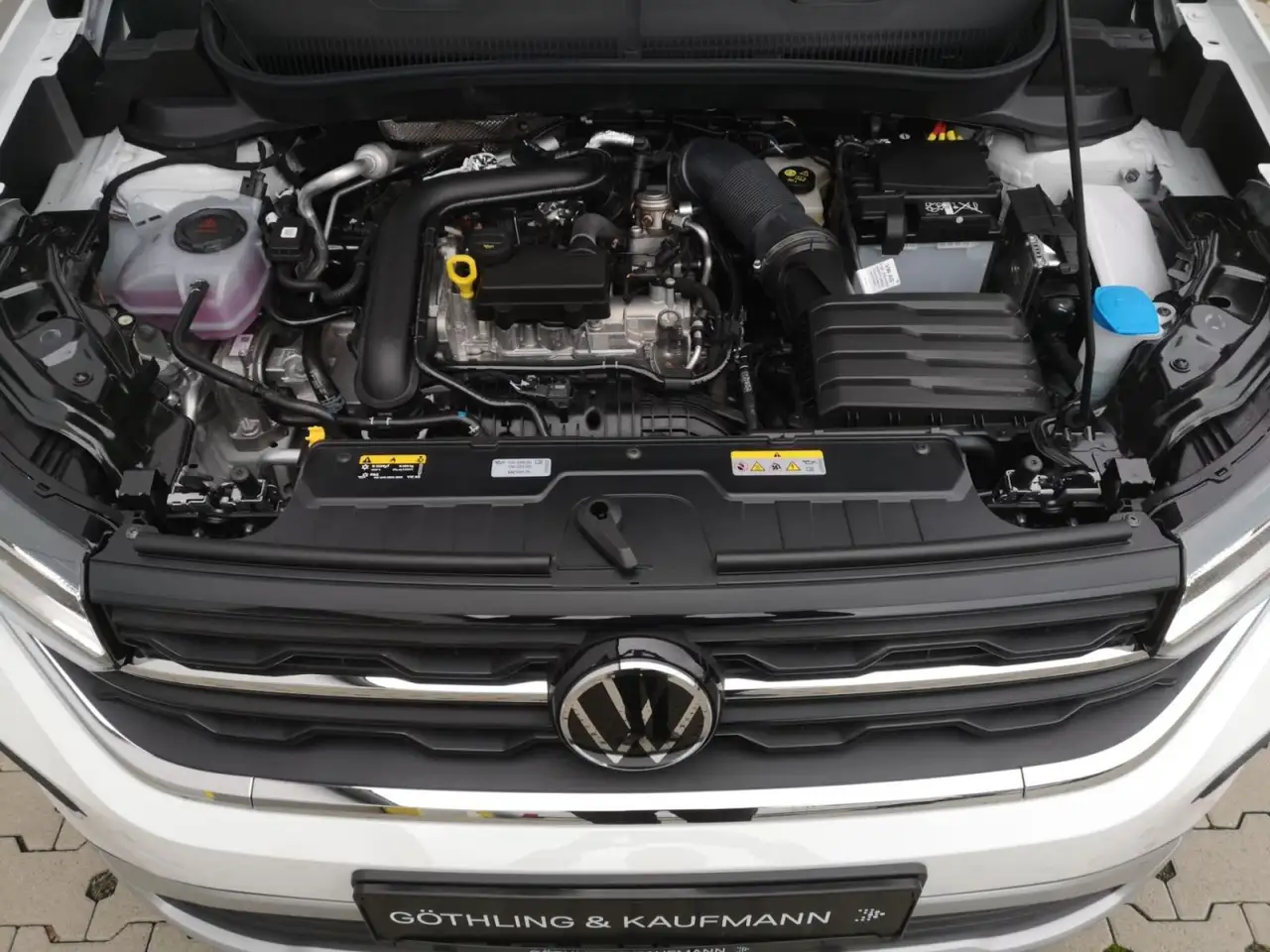 Volkswagen T-Cross Life 1.0 l TSI DSG*LED*NAVI*KAM*DAB+*SHZ — معرض صور السيارة 23