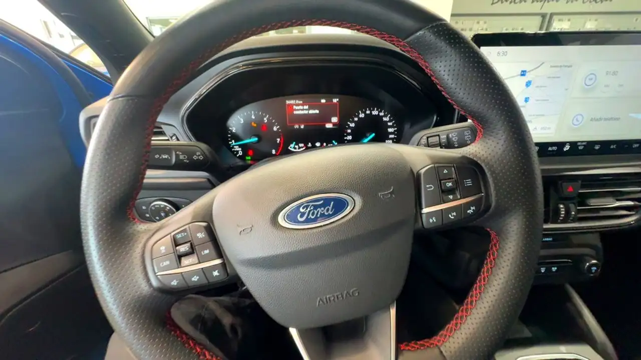 Ford Focus STLine 1.0T EcoBoost mHEV 92kW 125CV — Galerie du véhicule 12