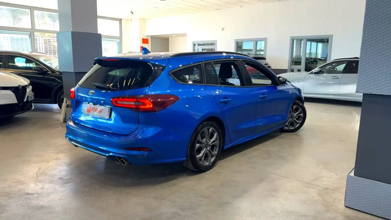 Ford Focus STLine 1.0T EcoBoost mHEV 92kW 125CV — Galerie du véhicule 6
