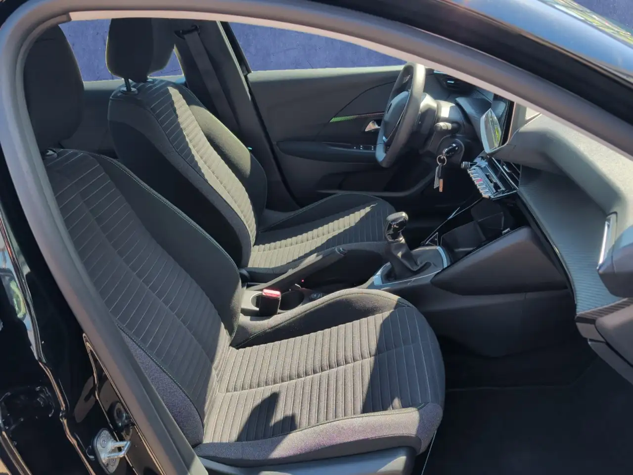 Peugeot 208 Active 75 PT Klima+Sitzhzg+Tempomat+DAB+LED Klima — Vehicle gallery 11